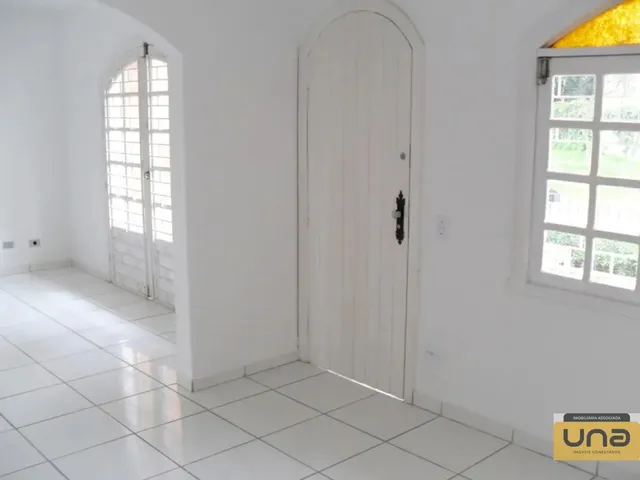 Casa 3 quartos e 2 banheiros, para alugar, no bairro PILARZINHO em Curitiba