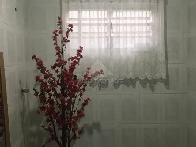 Sobrado com 196m² 3 quartos e 3 banheiros, à venda, no bairro Vila Assis Brasil em Mauá