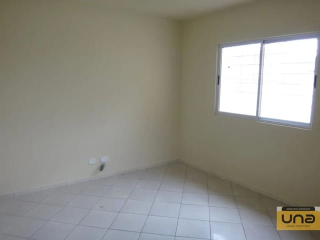 Sobrado 3 quartos e 3 banheiros, para alugar, no bairro CAJURU em Curitiba