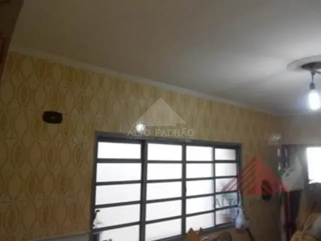 Sobrado 3 quartos e 2 banheiros, à venda, no bairro Parque São Vicente em Mauá