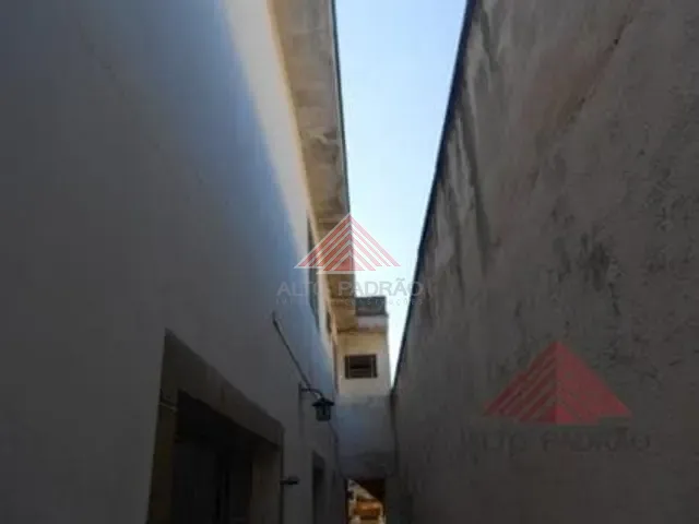 Sobrado 3 quartos e 2 banheiros, à venda, no bairro Parque São Vicente em Mauá