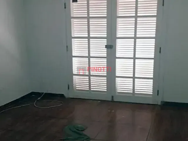 Sobrado 3 quartos e 2 banheiros, à venda, no bairro Conjunto Habitacional Trevo em São Bernardo do Campo
