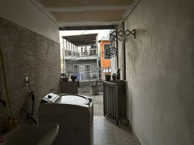 Sobrado com 133m² 5 quartos e 4 banheiros, à venda, no bairro Jardim Carapicuíba em Carapicuíba