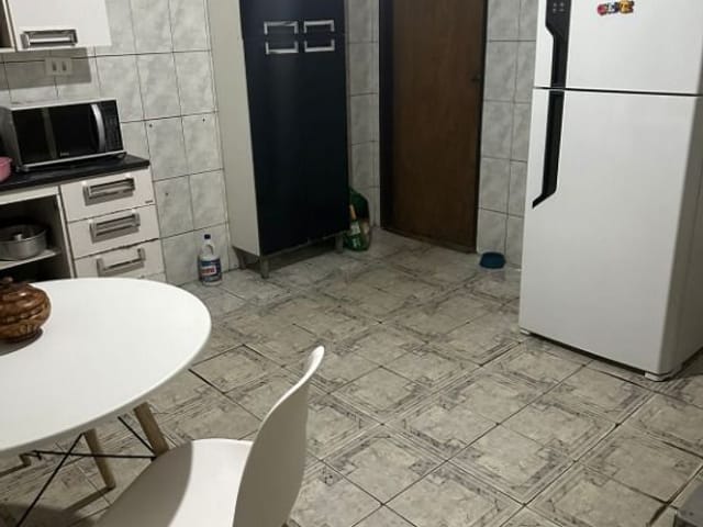 Sobrado com 133m² 5 quartos e 4 banheiros, à venda, no bairro Jardim Carapicuíba em Carapicuíba
