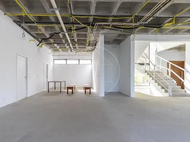 Sobrado com 1034m² 4 quartos e 6 banheiros, à venda, no bairro Jardim dos Estados em São Paulo