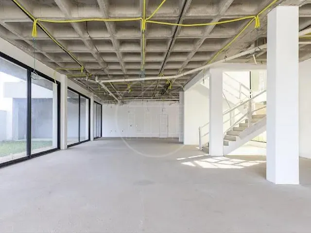Sobrado com 1034m² 4 quartos e 6 banheiros, à venda, no bairro Jardim dos Estados em São Paulo