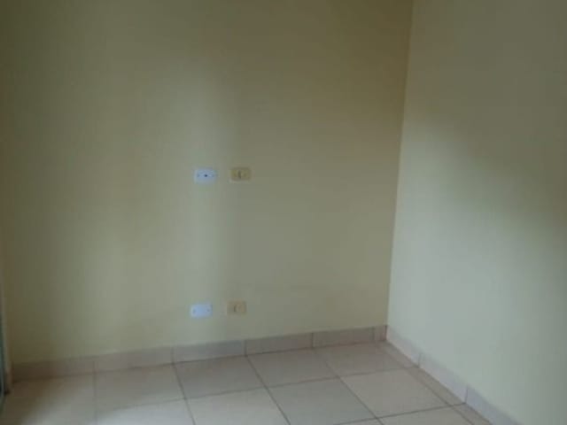 Sobrado com 125m² 2 quartos e 3 banheiros, à venda, no bairro Jardim Monte Verde (Caucaia do Alto) em Cotia