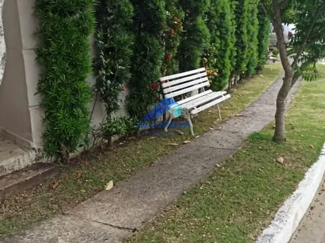 Sobrado com 307m² 4 quartos e 6 banheiros, à venda, no bairro Urbanova em São José dos Campos