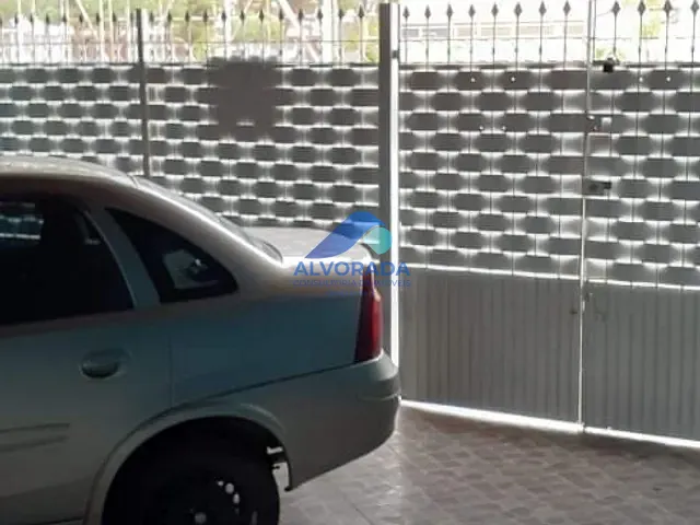 Sobrado com 180m² 2 quartos e 3 banheiros, à venda, no bairro Residencial União em São José dos Campos