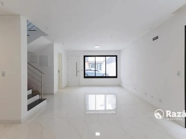 Casa 4 quartos e 5 banheiros, para alugar, no bairro Jardim das Américas em Curitiba