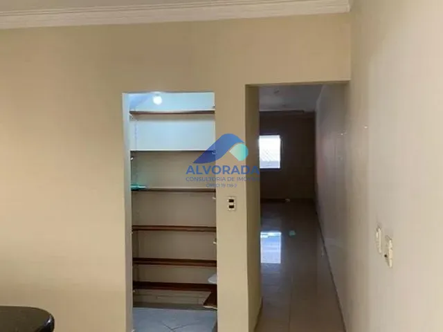 Sobrado com 160m² 4 quartos e 2 banheiros, à venda, no bairro Residencial Armando Moreira Righi em São José dos Campos