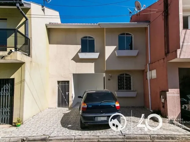 Sobrado 3 quartos e 1 banheiro, para alugar, no bairro Boqueirão em Curitiba
