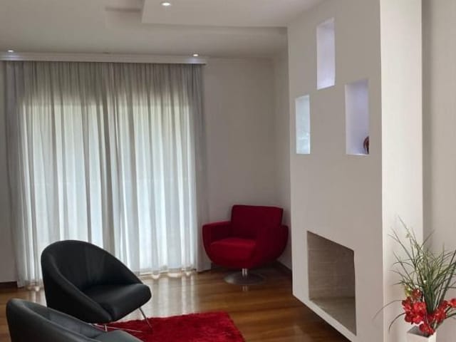 Sobrado com 476m² 4 quartos e 5 banheiros, à venda, no bairro City Bussocaba em Osasco