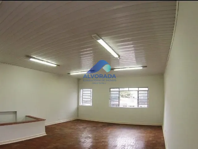 Sobrado com 286m² 5 quartos e 2 banheiros, à venda, no bairro Centro em São José dos Campos