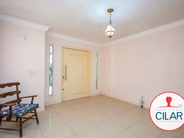 Casa 4 quartos e 5 banheiros, à venda, no bairro São Francisco em Curitiba