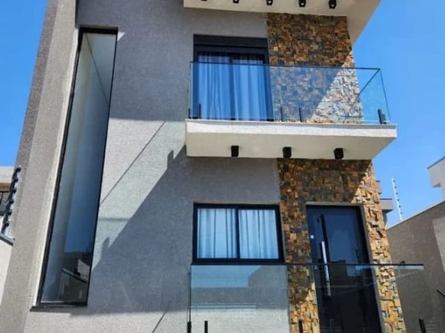 Sobrado com 134m² 3 quartos e 3 banheiros, à venda, no bairro Guaturinho em Cajamar