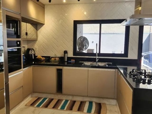 Sobrado com 134m² 3 quartos e 3 banheiros, à venda, no bairro Guaturinho em Cajamar