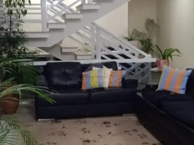 Sobrado com 125m² 3 quartos e 1 banheiro, à venda, no bairro Jardim Guapituba em Mauá