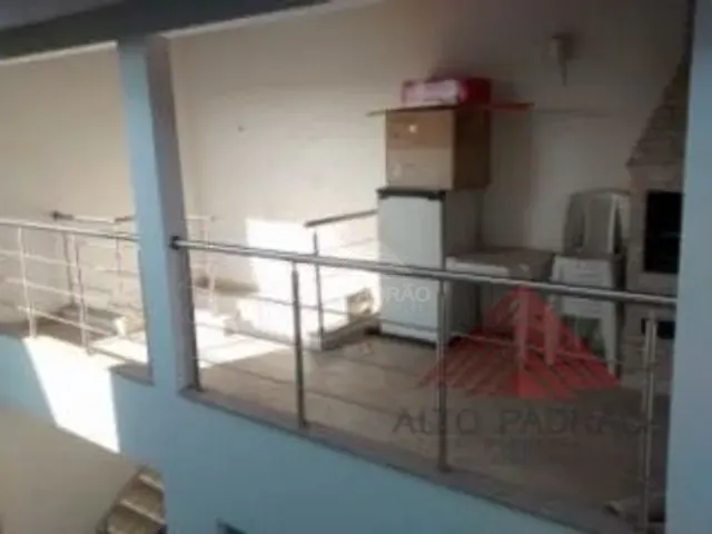 Sobrado 3 quartos e 3 banheiros, à venda, no bairro Jardim Pedroso em Mauá