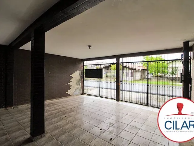 Sobrado 3 quartos e 1 banheiro, para alugar, no bairro Cajuru em Curitiba