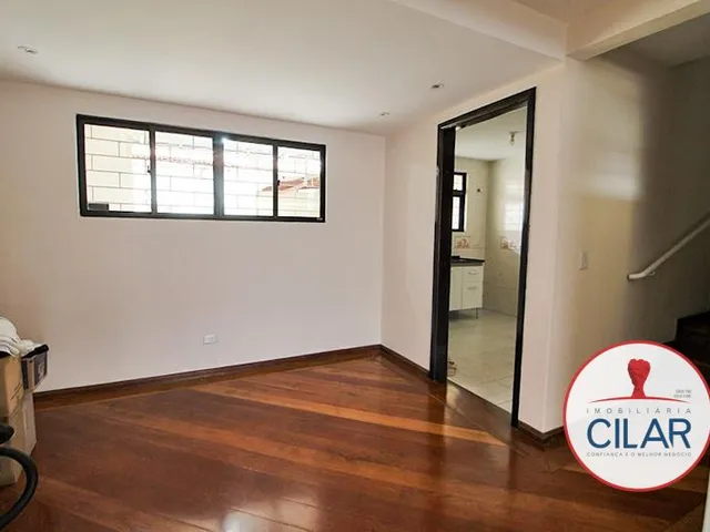 Prédio 3 quartos e 4 banheiros, para alugar, no bairro Tarumã em Curitiba