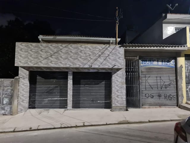 Sobrado com 200m² 3 quartos e 2 banheiros, à venda, no bairro Novo Osasco em Osasco