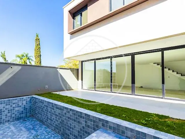 Sobrado com 531m² 4 quartos e 5 banheiros, à venda, no bairro Jardim Cordeiro em São Paulo