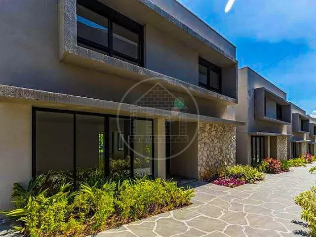 Sobrado com 838m² 4 quartos e 5 banheiros, à venda, no bairro Chácara Santo Antônio em São Paulo