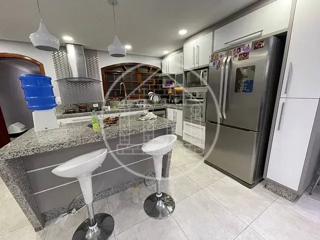 Sobrado com 133m² 3 quartos e 4 banheiros, à venda, no bairro Jardim Cliper em São Paulo