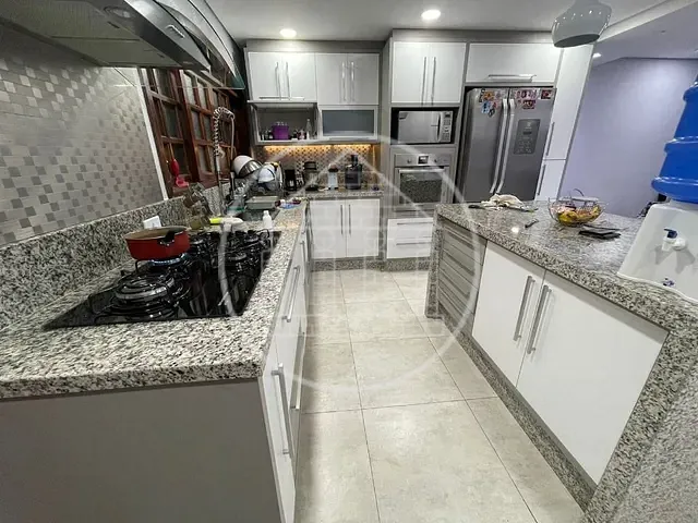 Sobrado com 133m² 3 quartos e 4 banheiros, à venda, no bairro Jardim Cliper em São Paulo