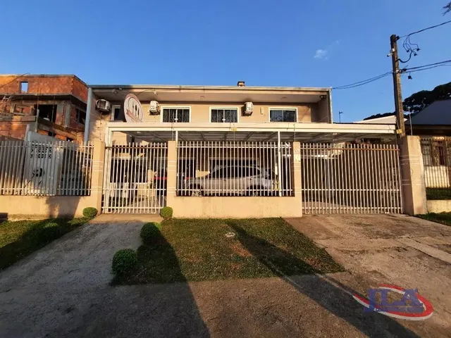Sobrado à venda, no bairro Boa Vista em Curitiba