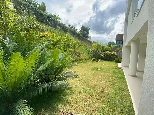 Sobrado com 600m² 3 quartos e 1 banheiro, à venda, no bairro Jardim Marco Leite em Jundiaí