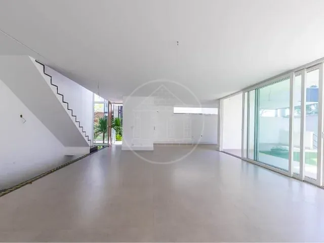 Sobrado com 427m² 4 quartos e 1 banheiro, à venda, no bairro Campo Belo em São Paulo