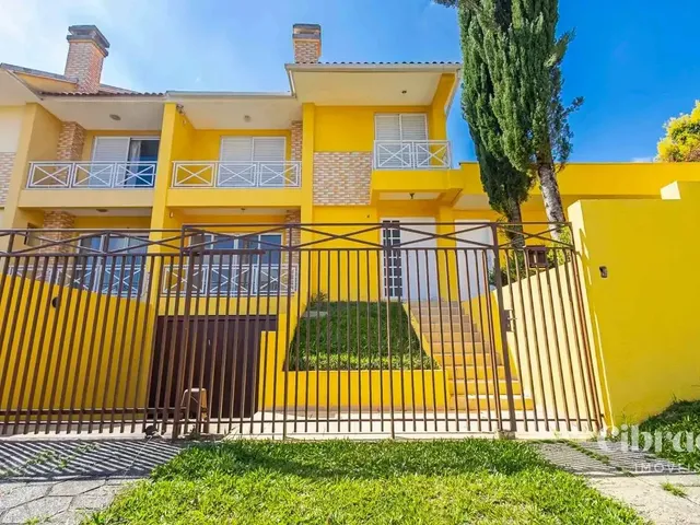 Sobrado 3 quartos e 3 banheiros, à venda, no bairro Vista Alegre em Curitiba