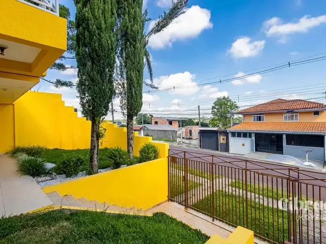 Sobrado 3 quartos e 3 banheiros, à venda, no bairro Vista Alegre em Curitiba