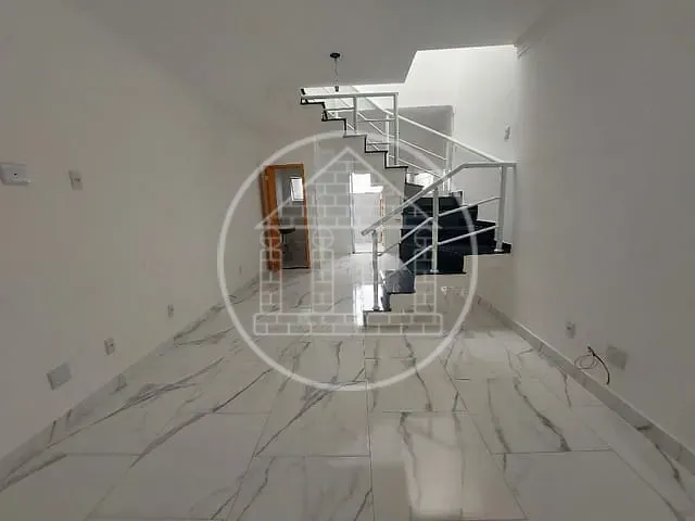 Sobrado com 100m² 3 quartos e 1 banheiro, à venda, no bairro Jardim Santa Cruz (Campo Grande) em São Paulo
