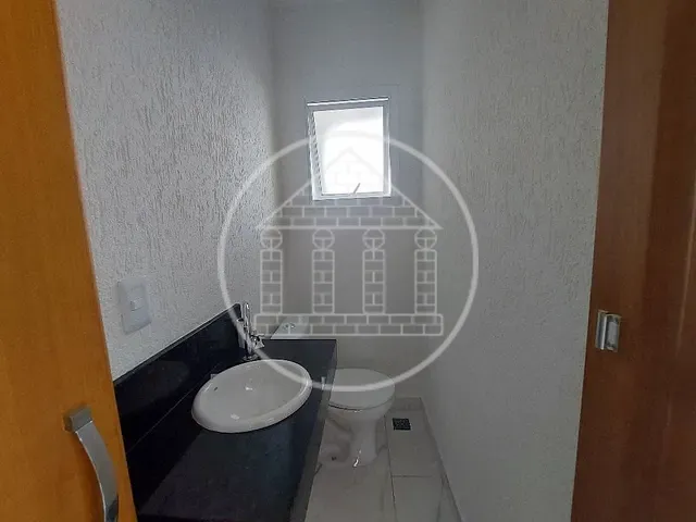 Sobrado com 100m² 3 quartos e 1 banheiro, à venda, no bairro Jardim Santa Cruz (Campo Grande) em São Paulo