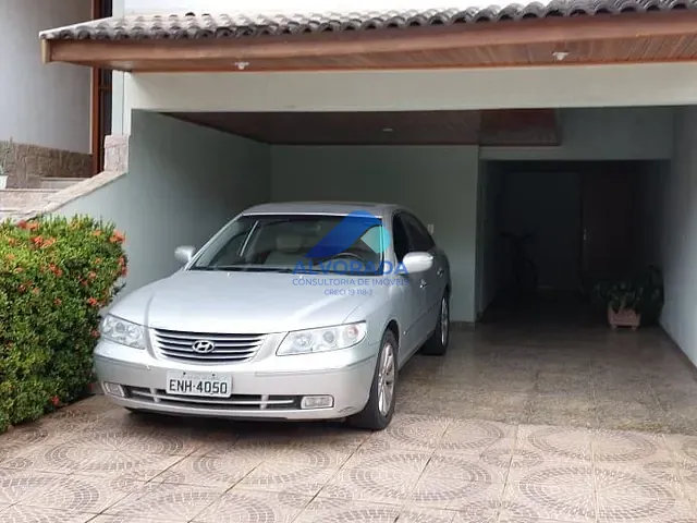 Sobrado com 390m² 4 quartos e 1 banheiro, à venda, no bairro Urbanova em São José dos Campos