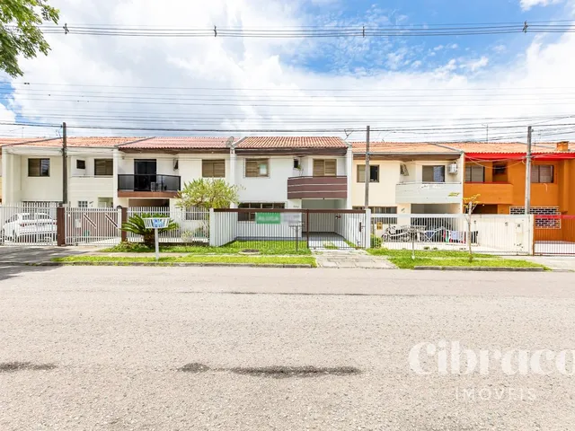 Sobrado 3 quartos e 3 banheiros, para alugar, no bairro Tarumã em Curitiba