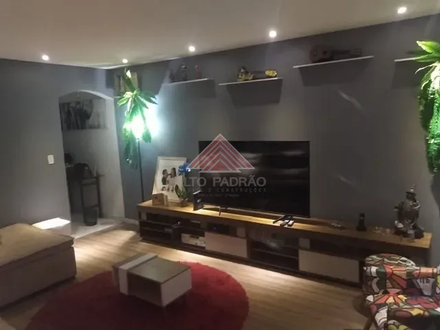 Sobrado com 184m² 3 quartos e 3 banheiros, à venda, no bairro Jardim Anchieta em Mauá