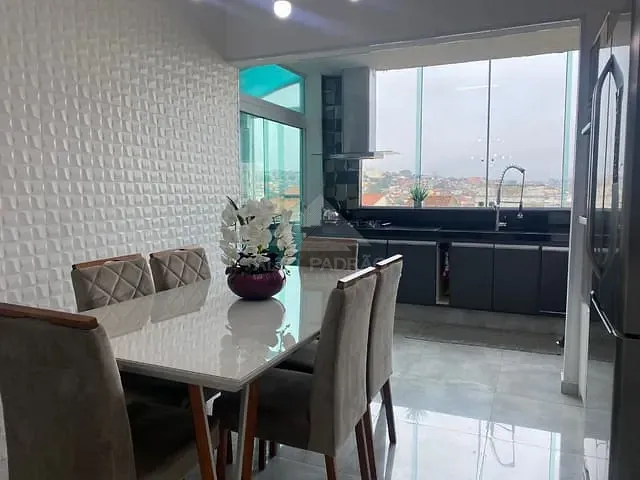 Sobrado com 150m² 3 quartos e 2 banheiros, à venda, no bairro Vila Nossa Senhora das Vitórias em Mauá