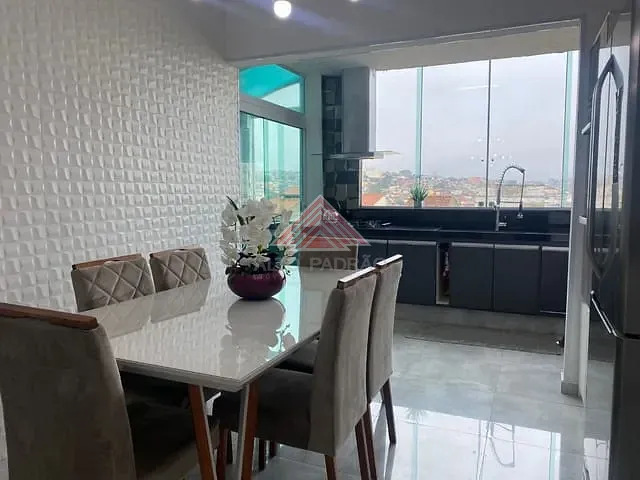 Sobrado com 150m² 3 quartos e 2 banheiros, à venda, no bairro Vila Nossa Senhora das Vitórias em Mauá