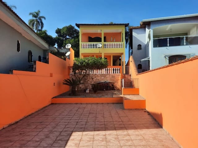 Sobrado com 125m² 3 quartos e 2 banheiros, à venda, no bairro Bairro Nakamura Park em Cotia