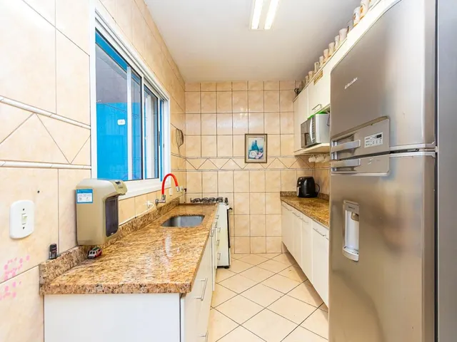 Casa com 101m² 3 quartos e 3 banheiros, à venda, no bairro Campo Comprido em Curitiba