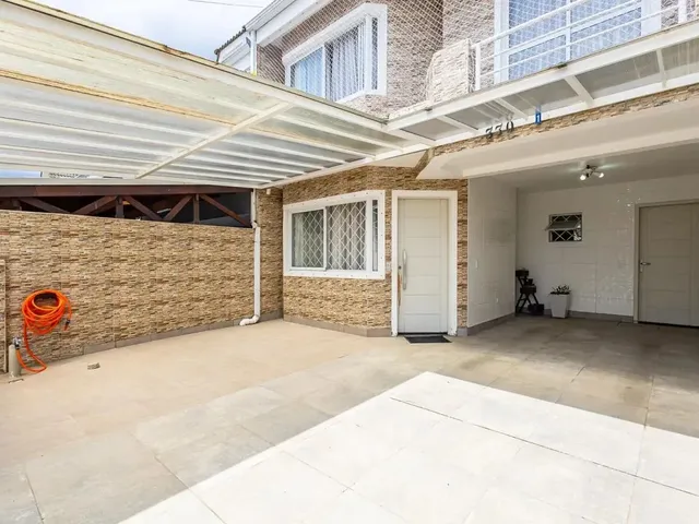 Sobrado com 55m² 3 quartos e 1 banheiro, à venda, no bairro Atuba em Curitiba