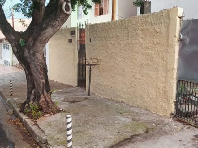 Sobrado com 250m² 4 quartos e 2 banheiros, à venda, no bairro Veloso em Osasco