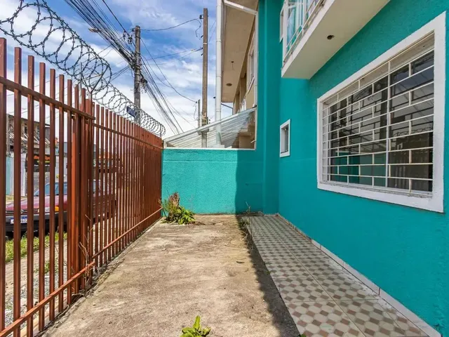 Casa com 63m² 2 quartos e 3 banheiros, à venda, no bairro Tatuquara em Curitiba