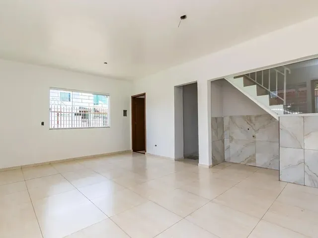 Casa com 63m² 2 quartos e 3 banheiros, à venda, no bairro Tatuquara em Curitiba