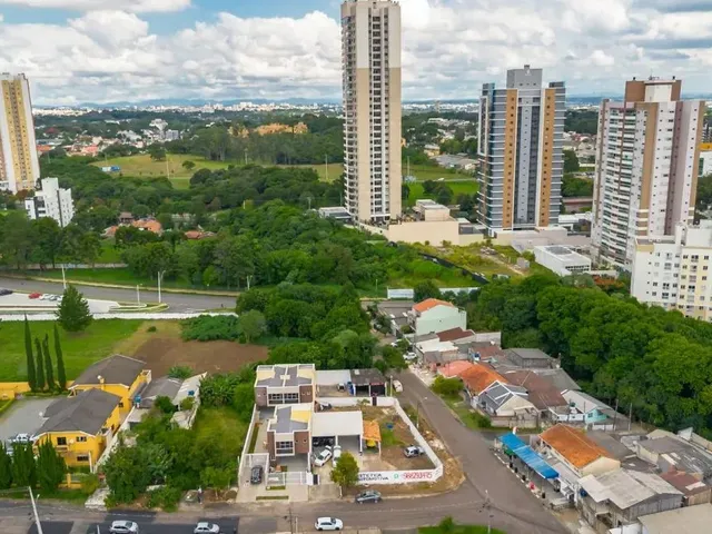 Sobrado 3 quartos e 3 banheiros, à venda, no bairro Ecoville em Curitiba