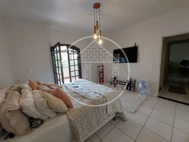 Sobrado com 250m² 2 quartos e 2 banheiros, à venda, no bairro Parque Cocaia em São Paulo
